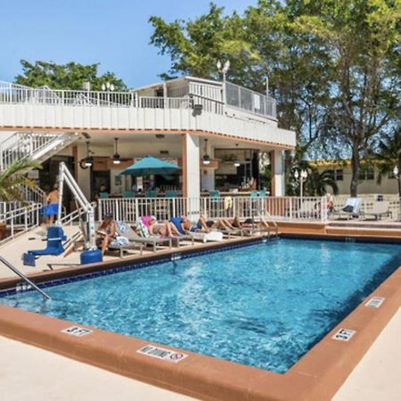 פורט לודרדייל Ft. Lauderdale Beach Resort מראה חיצוני תמונה